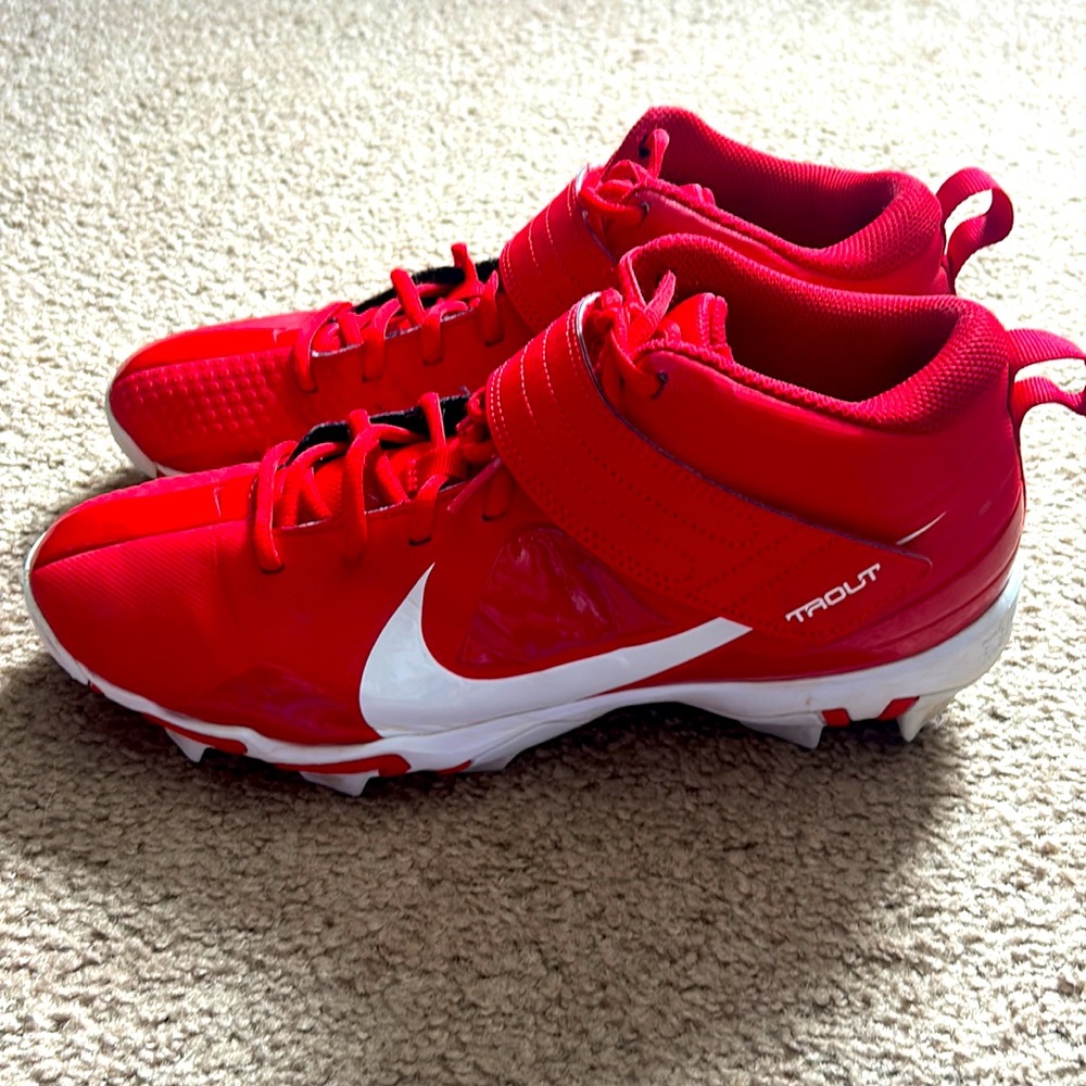 Nike Fastflex trout red and white baseball cleats
